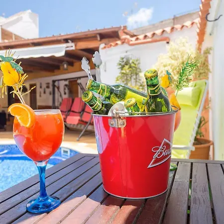 Pilar, Con Piscina Privada, Terraza Y Aparcamiento بيت للعطل