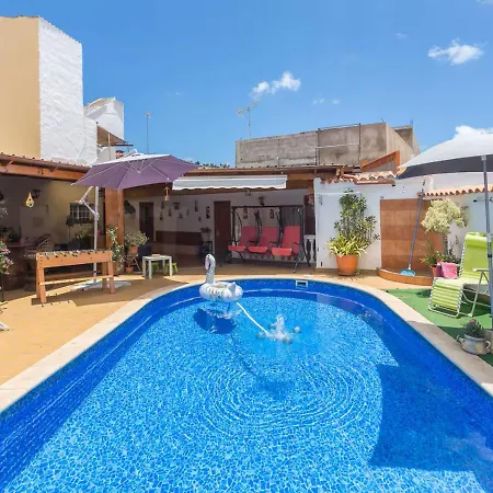 Pilar, Con Piscina Privada, Terraza Y Aparcamiento بيت للعطل