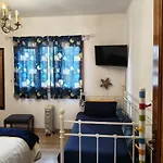 Villa Pilar - With Private Pool, Gardens & Parking Σπίτι διακοπών *